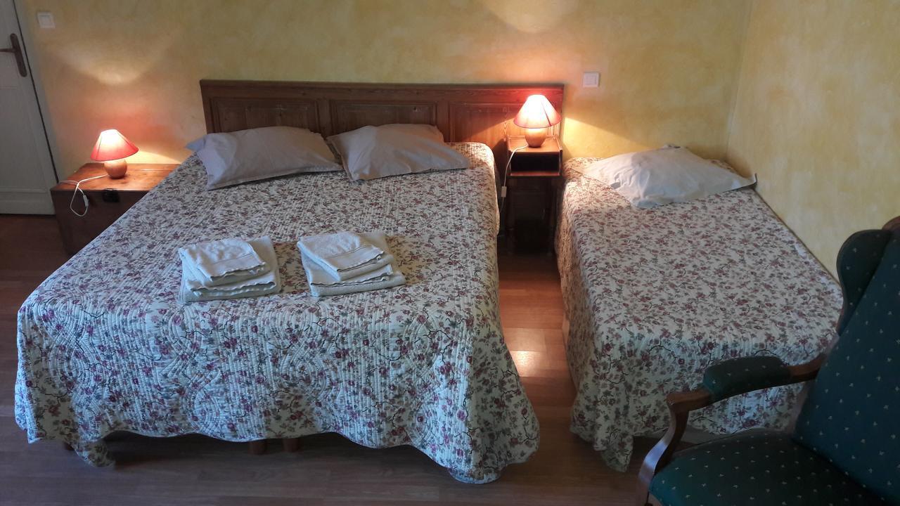 Golf De Teynac Bed & Breakfast Beychac-et-Caillau Exterior photo