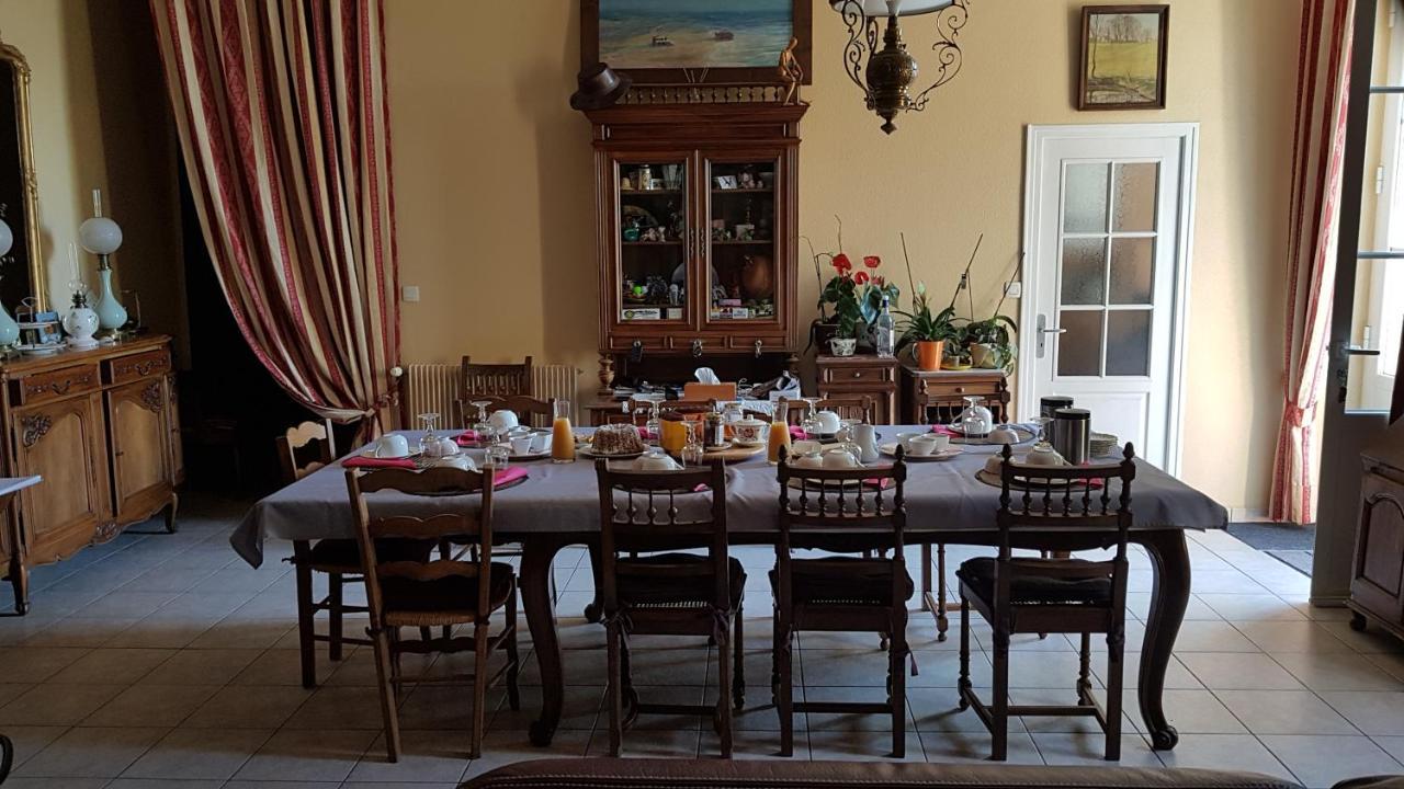 Golf De Teynac Bed & Breakfast Beychac-et-Caillau Exterior photo